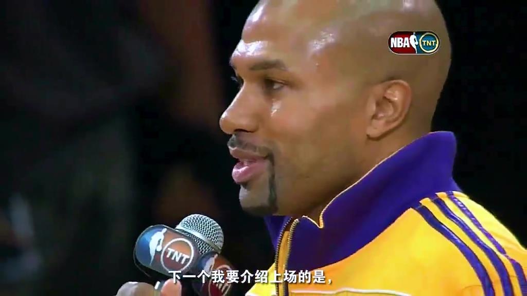 永遠的MVP！當年費舍爾是如何介紹科比出場的？尼克爾森歡呼！